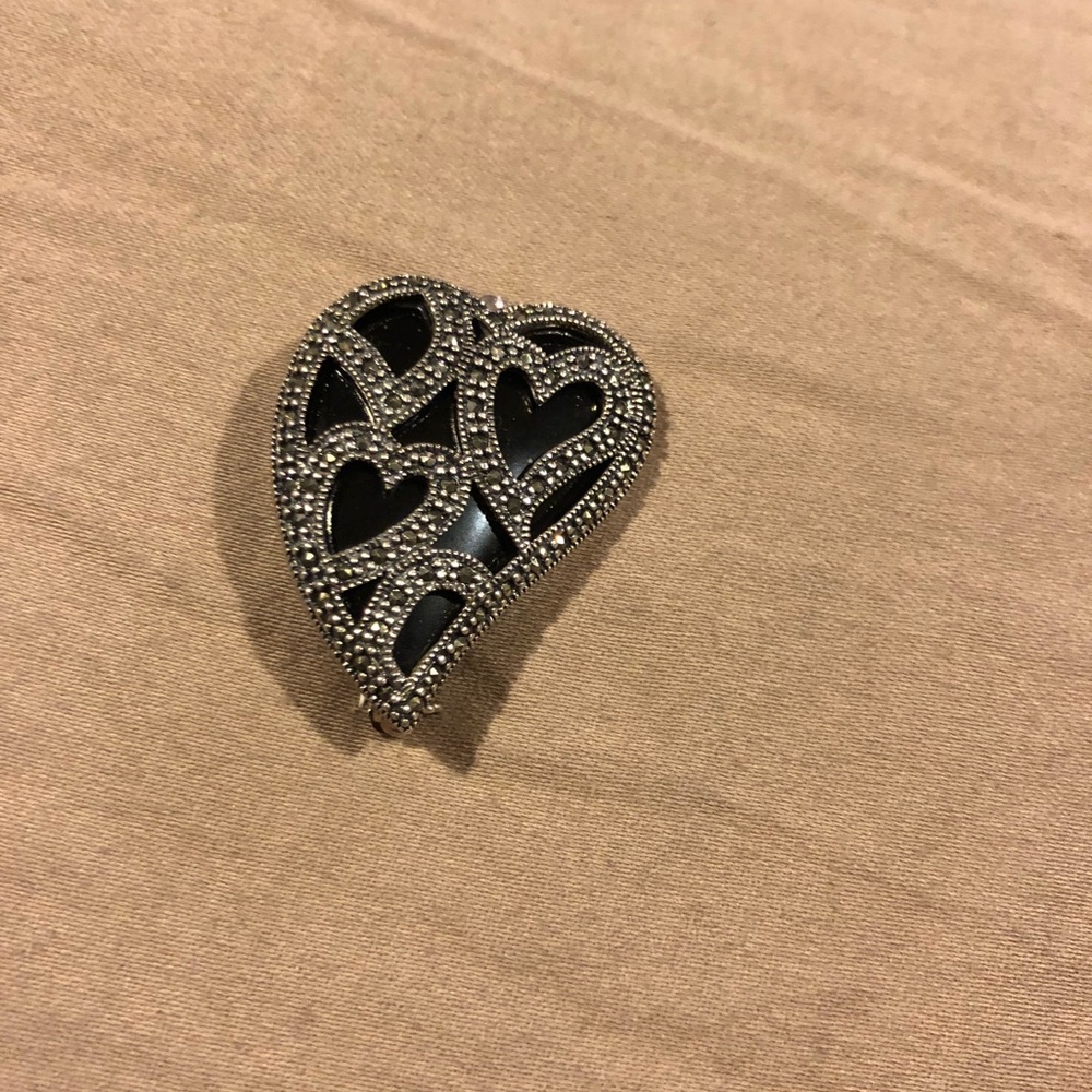 STERLING SILVER MARCASITE HEART BROOCH